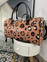 Load image into Gallery viewer, Weekend Bag
