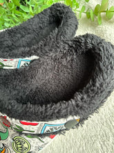 Load image into Gallery viewer, Adult Fluffy Clogs
